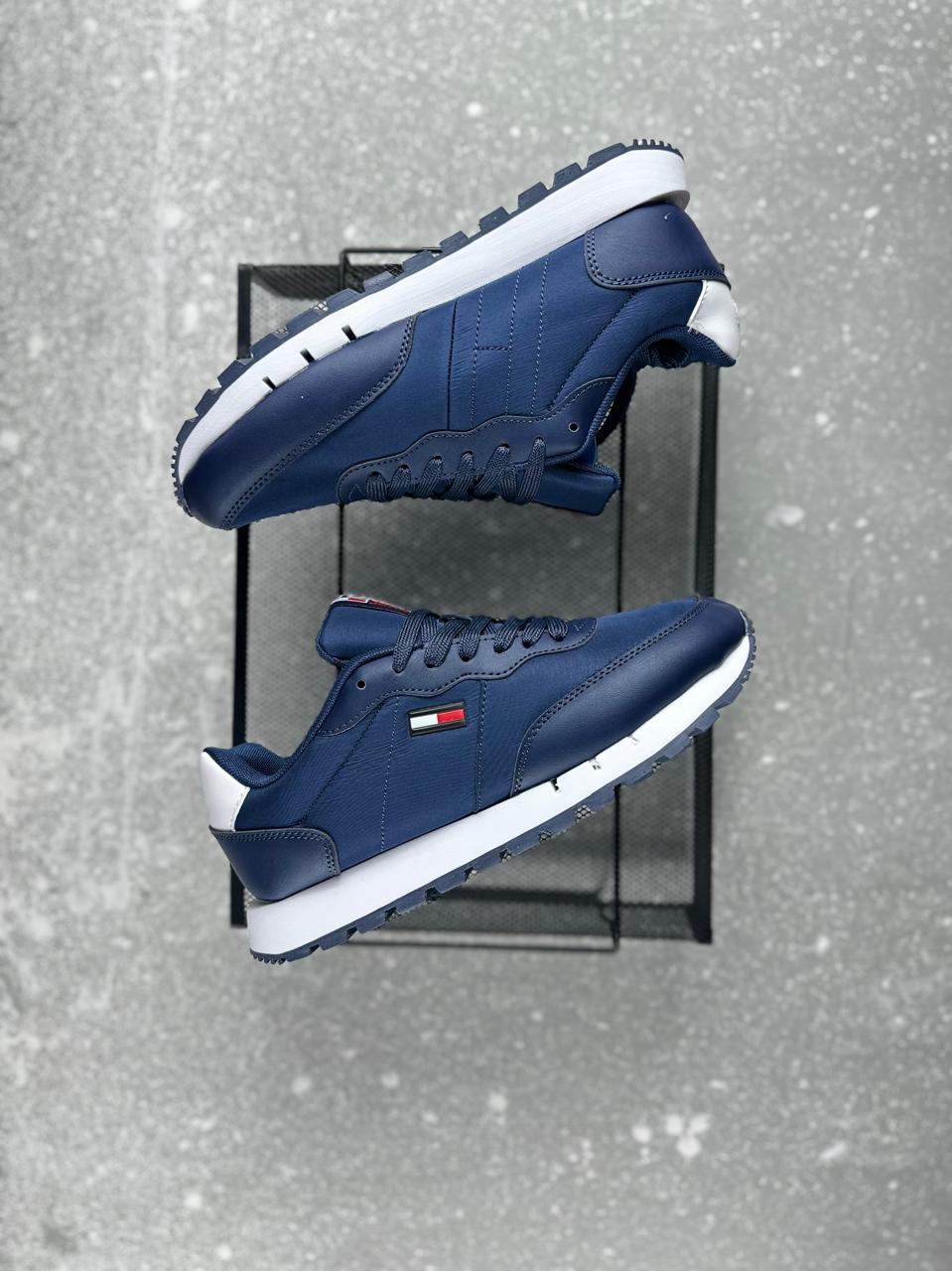 TOMMY TM ENVOLVE