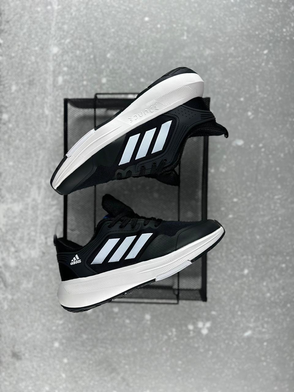 ADIDAS ULTRA II DAMA NEGRO BLANCO
