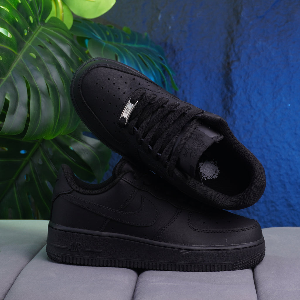 NIKE AIR FORCE ONE DAMA NEGRO