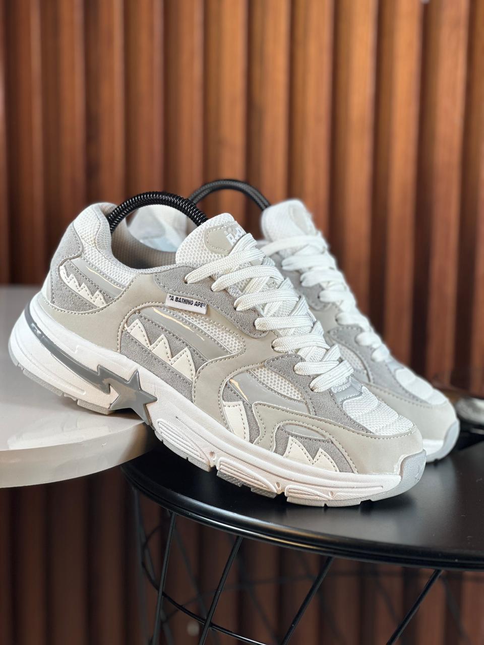 BAPE CABALLERO GRIS BLANCO