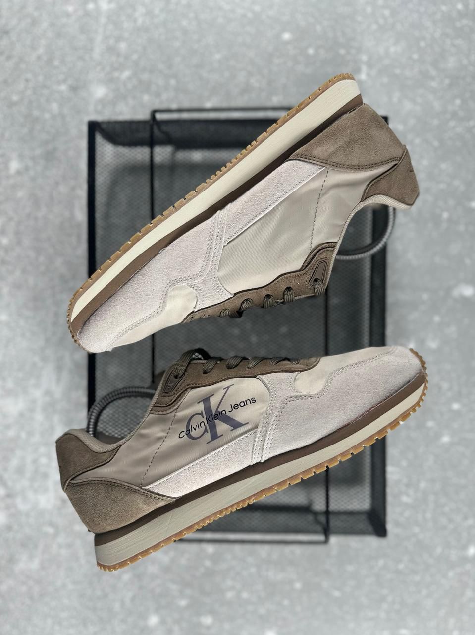 CALVIN KLEIN CK ACK CABALLERO CAFÉ