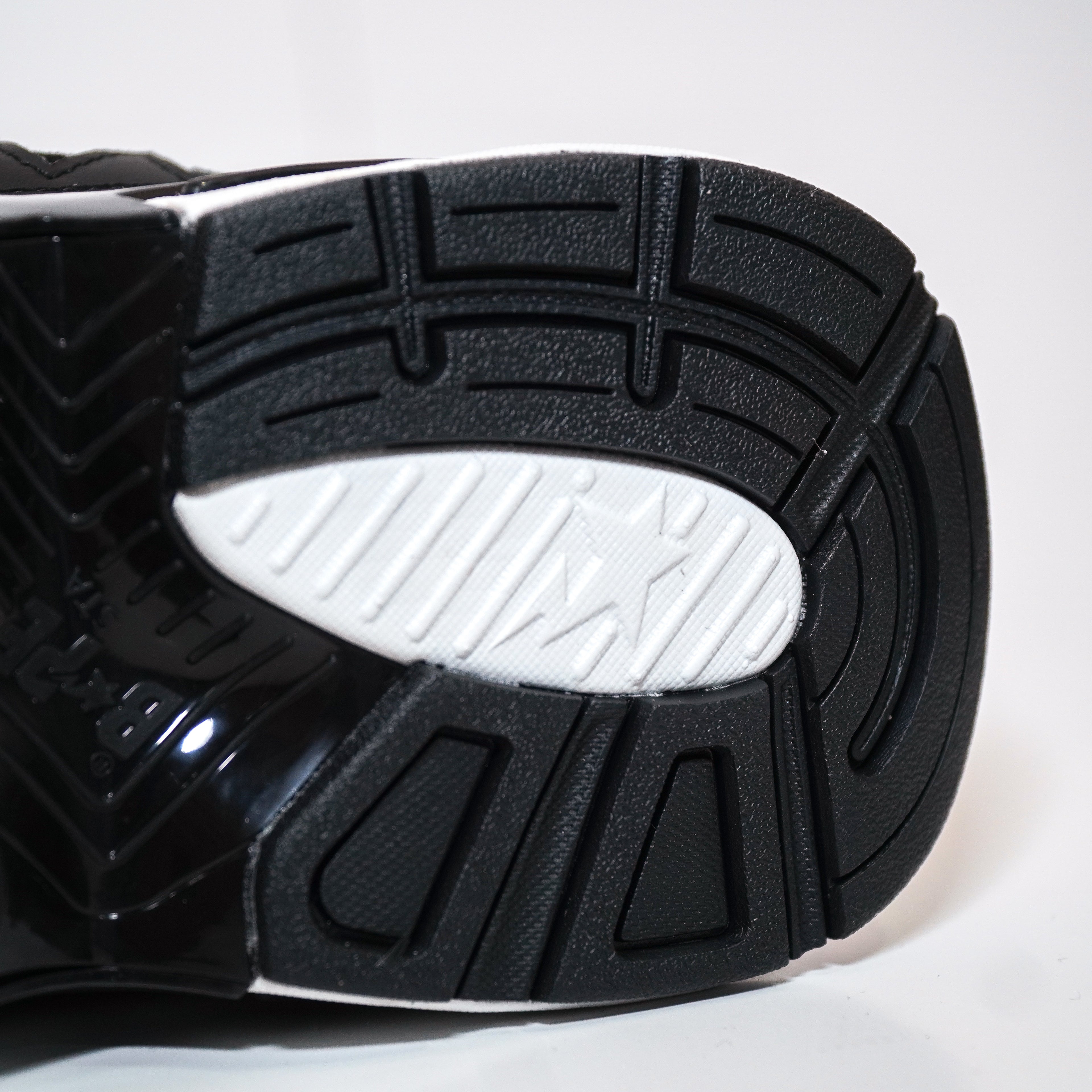 BAPE CABALLERO NEGRO BLANCO