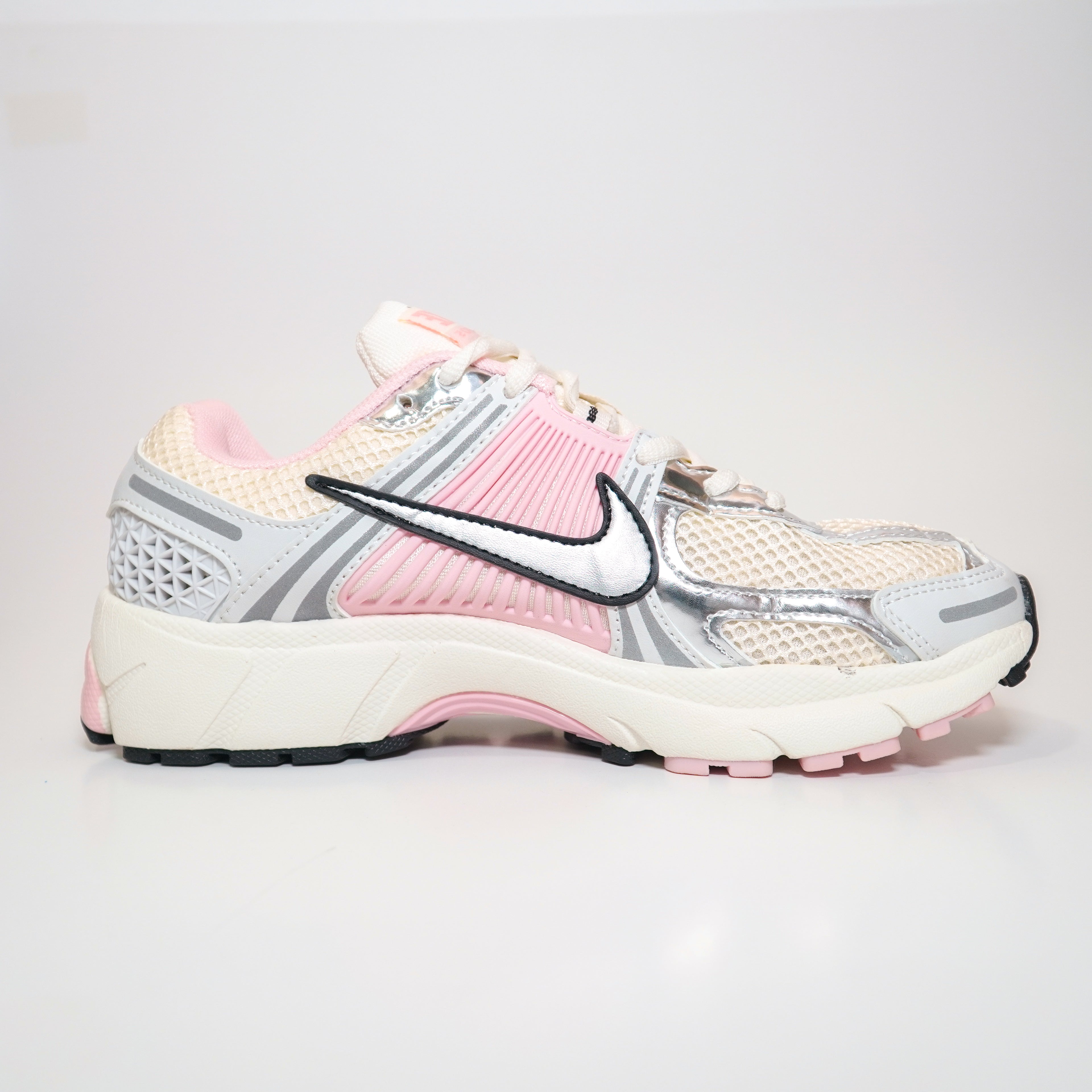 NIKE VOMERO DAMA ROSADA