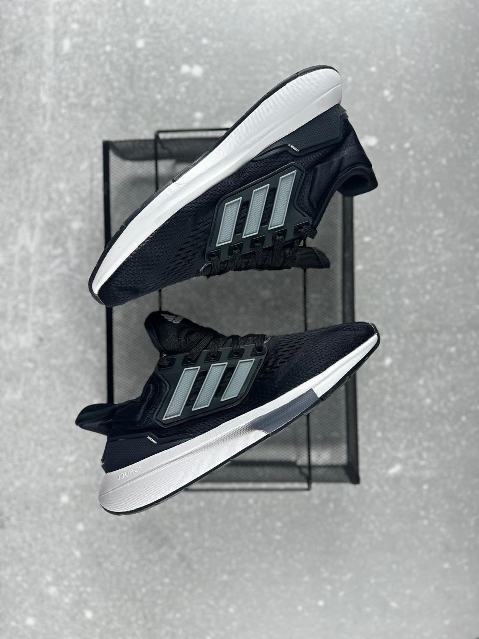 ADIDAS EQ21 RUN CABALLERO