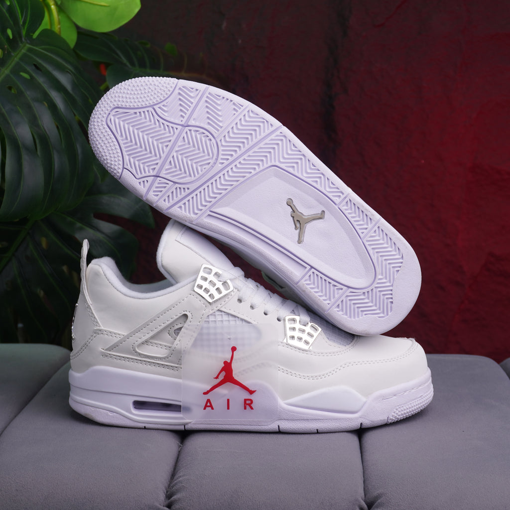 JORDAN RETRO 4 CABALLERO BLANCO PLATEADO