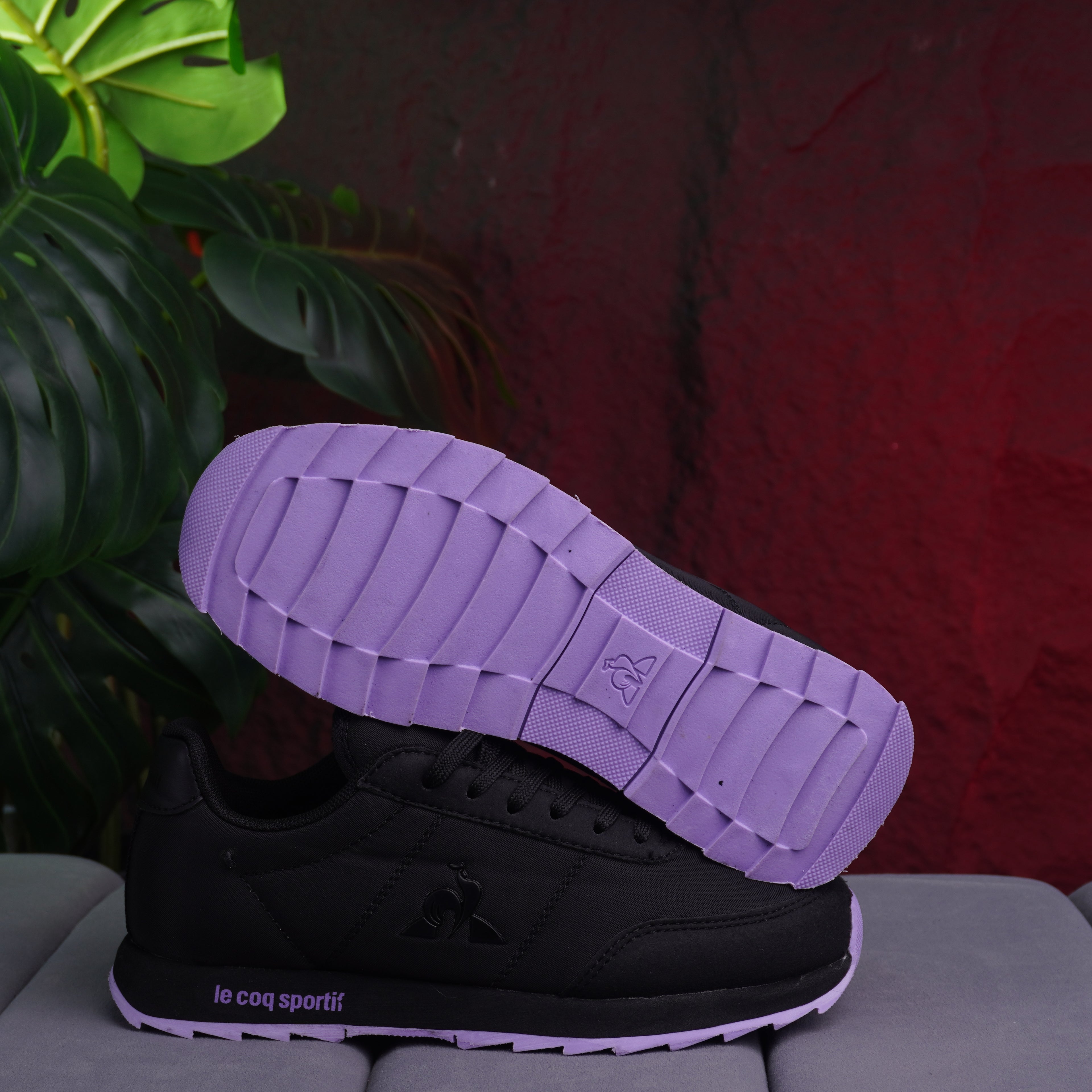 LE COQ RACERONE DAMA NEGRO MORADO