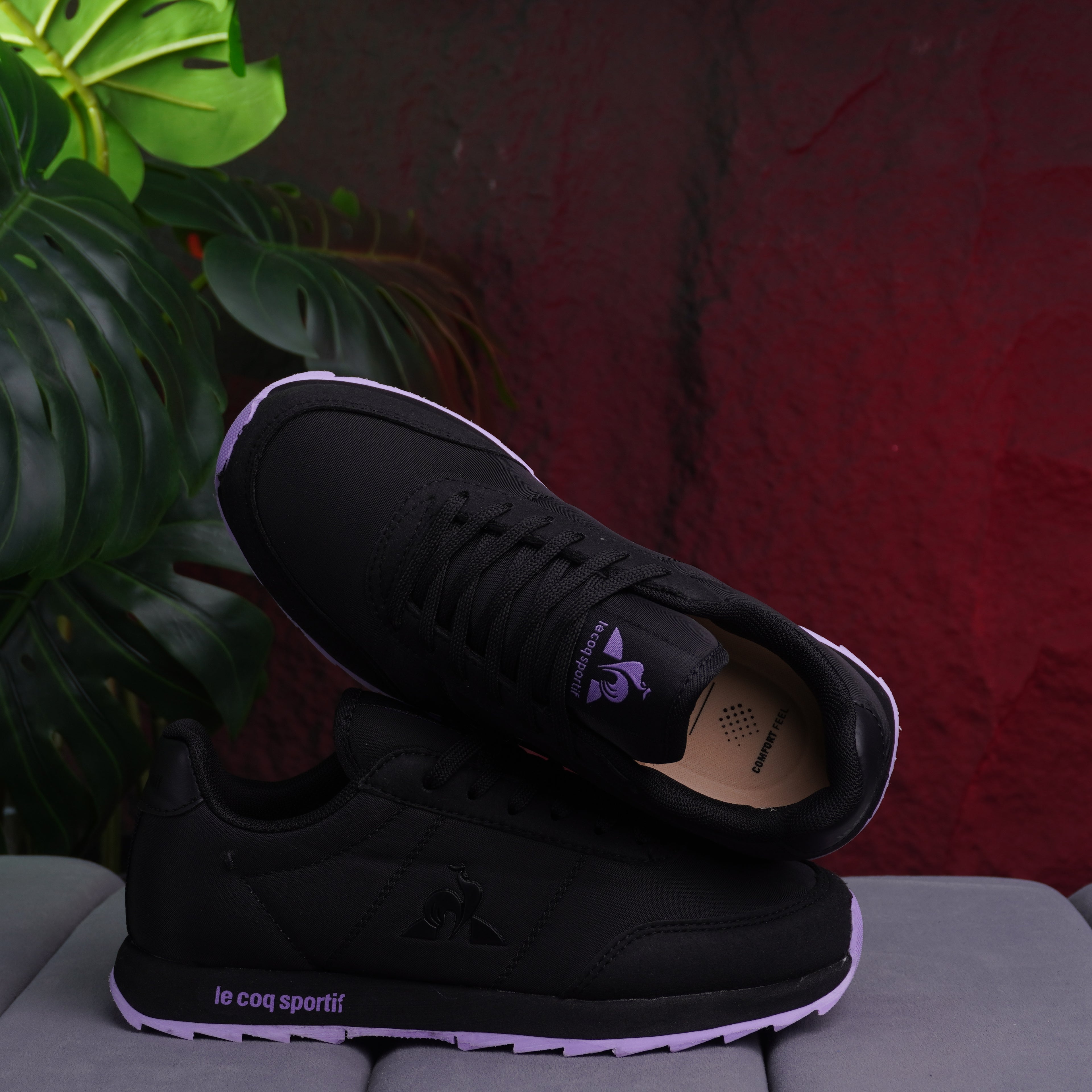 LE COQ RACERONE DAMA NEGRO MORADO