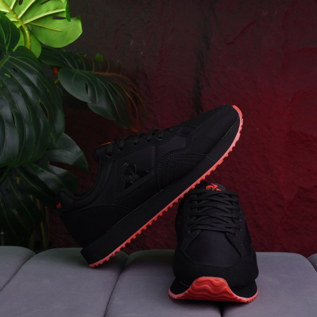 LE COQ JET STAR CABALLERO NEGRO ROJO