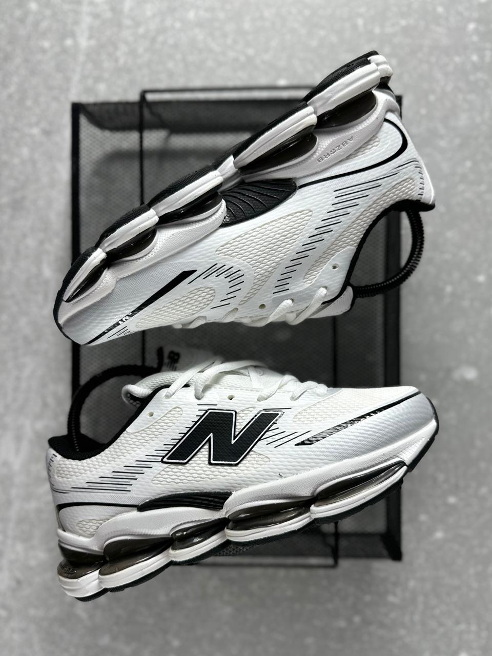 NEW BALANCE 2000 CABALLERO BLANCO NEGRO