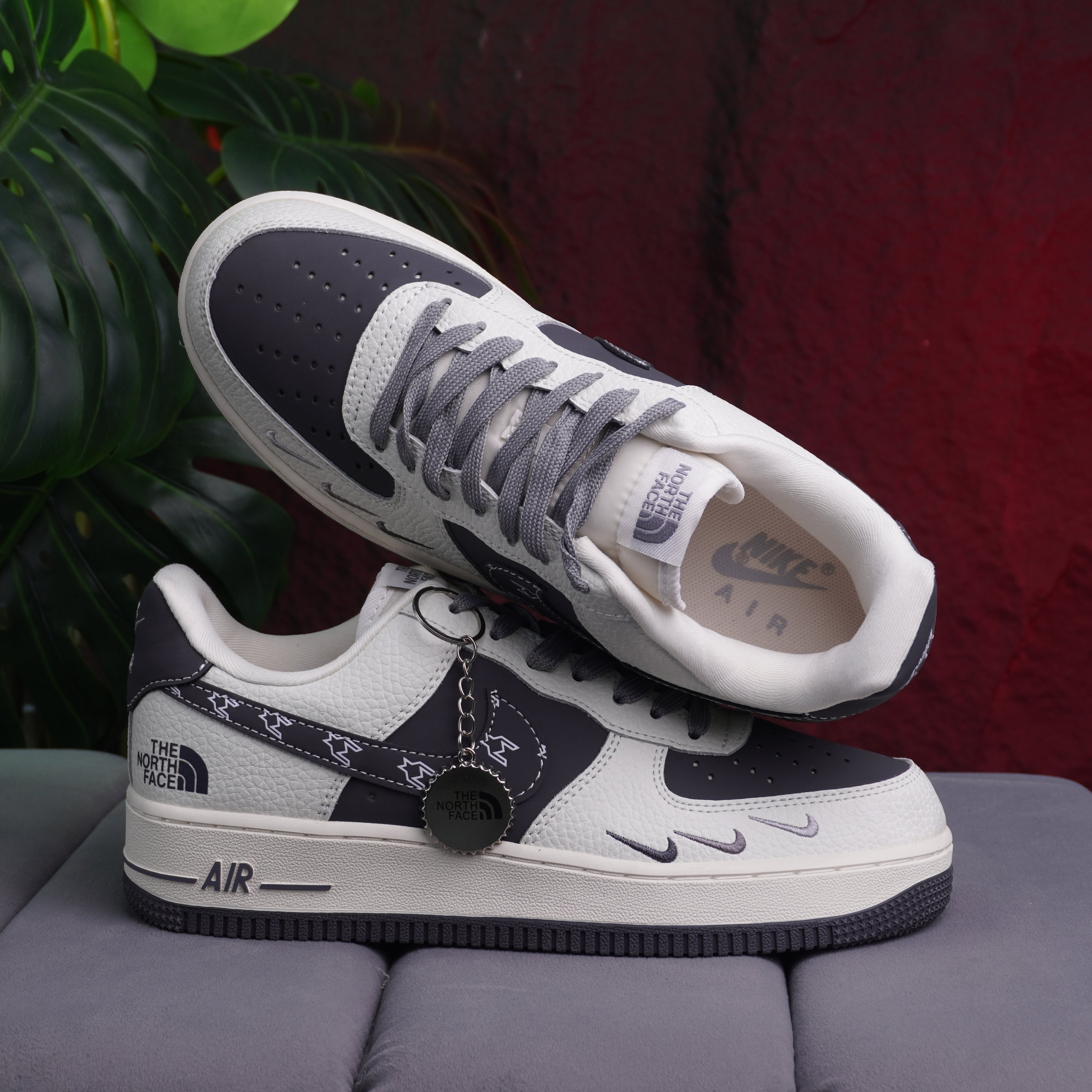 NIKE AIR FORCE CABALLERO BLANCO GRIS