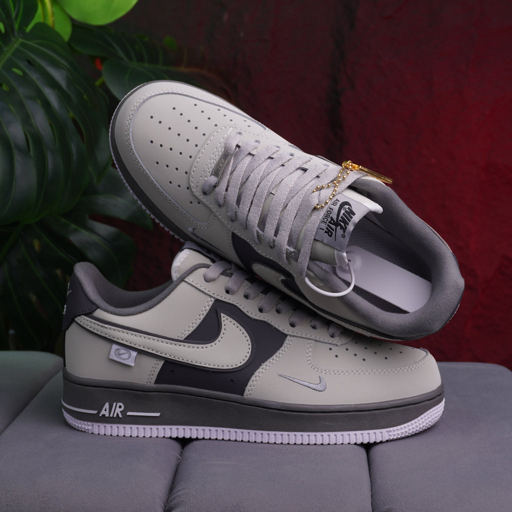NIKE AIR FOR ONE CABALLERO GRIS