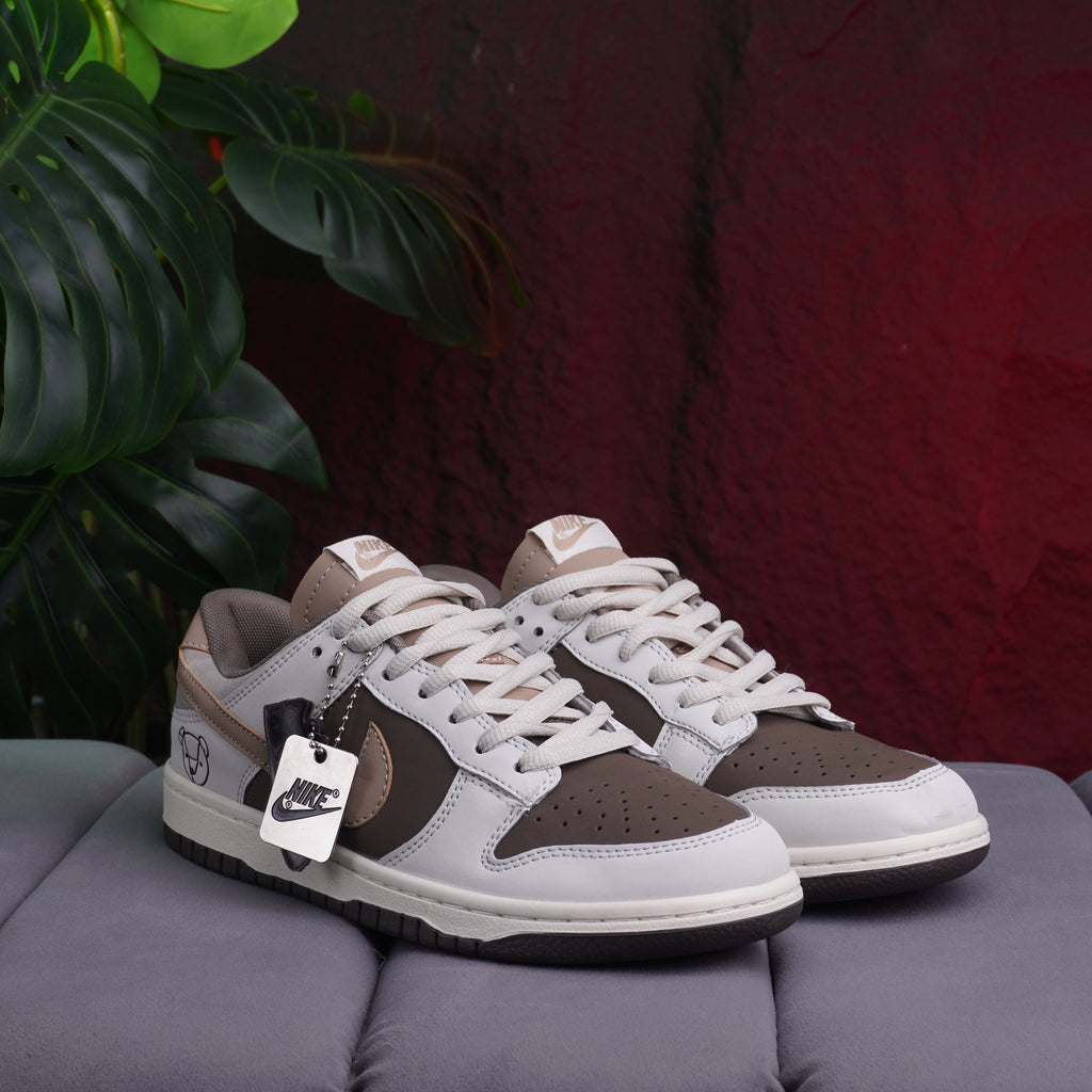 NIKE DUNK LOW CABALLERO BLANCO CAFE