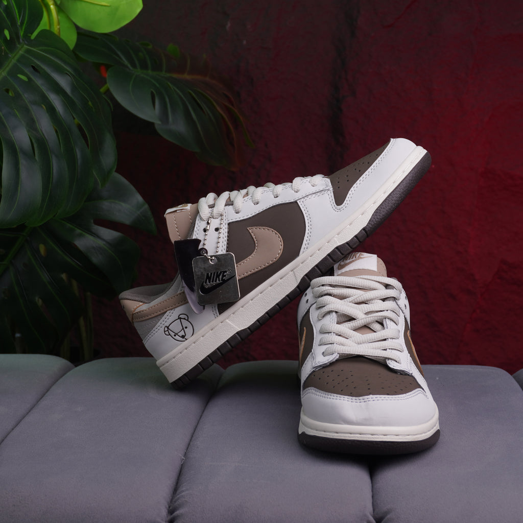 NIKE DUNK LOW CABALLERO BLANCO CAFE