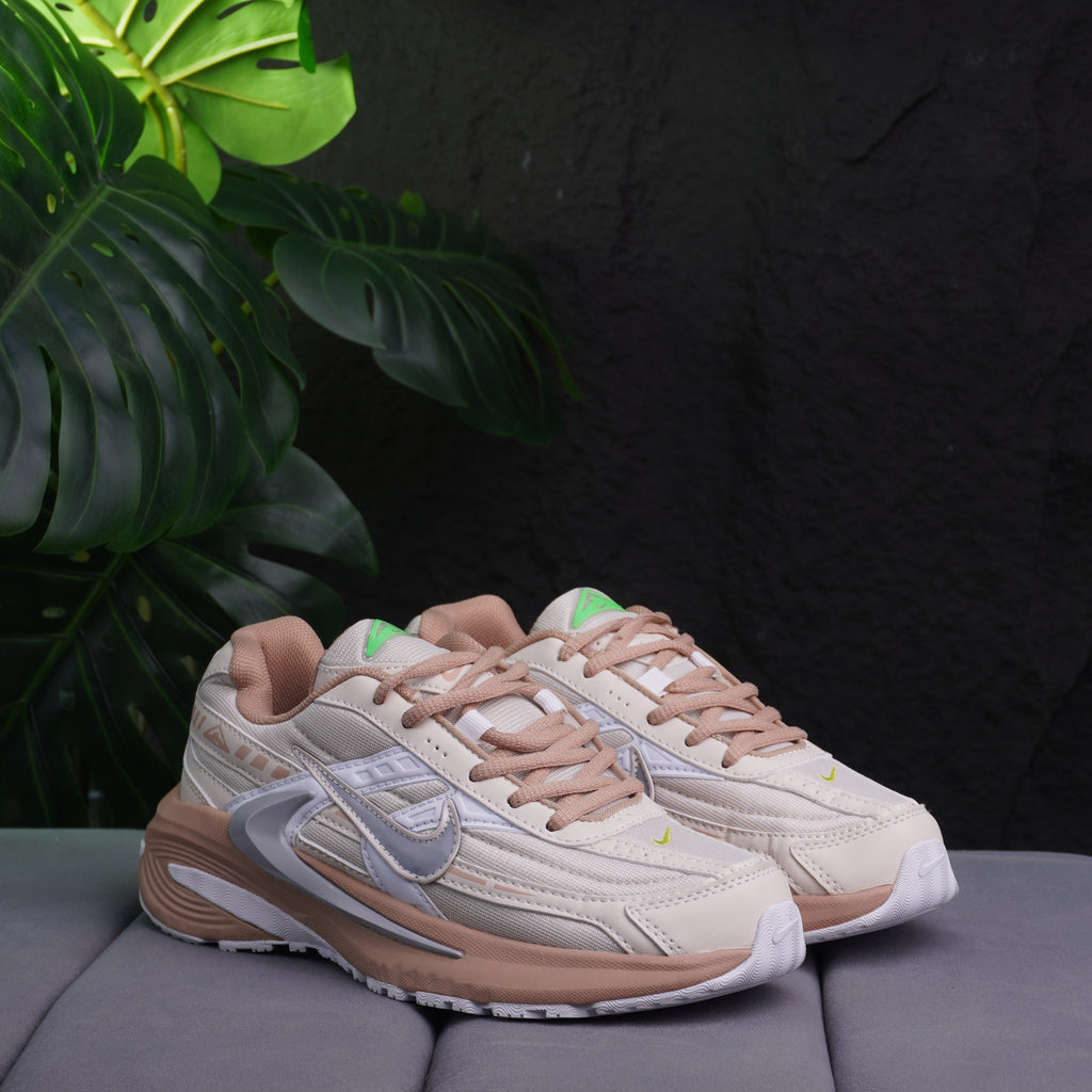 NIKE INITIATOR DAMA BEIGE PALOROSA