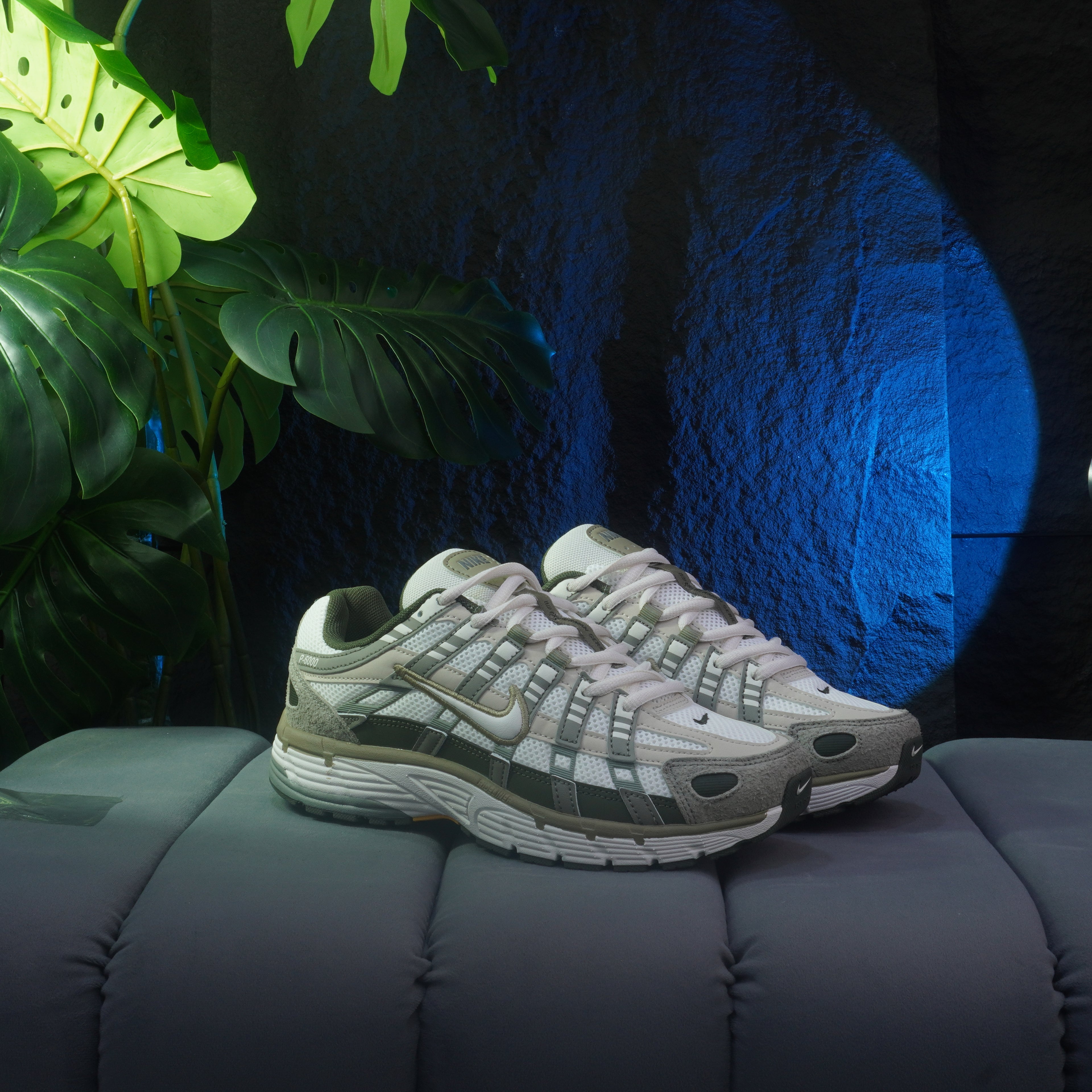 NIKE P-6000 CABALLERO VERDE BLANCO
