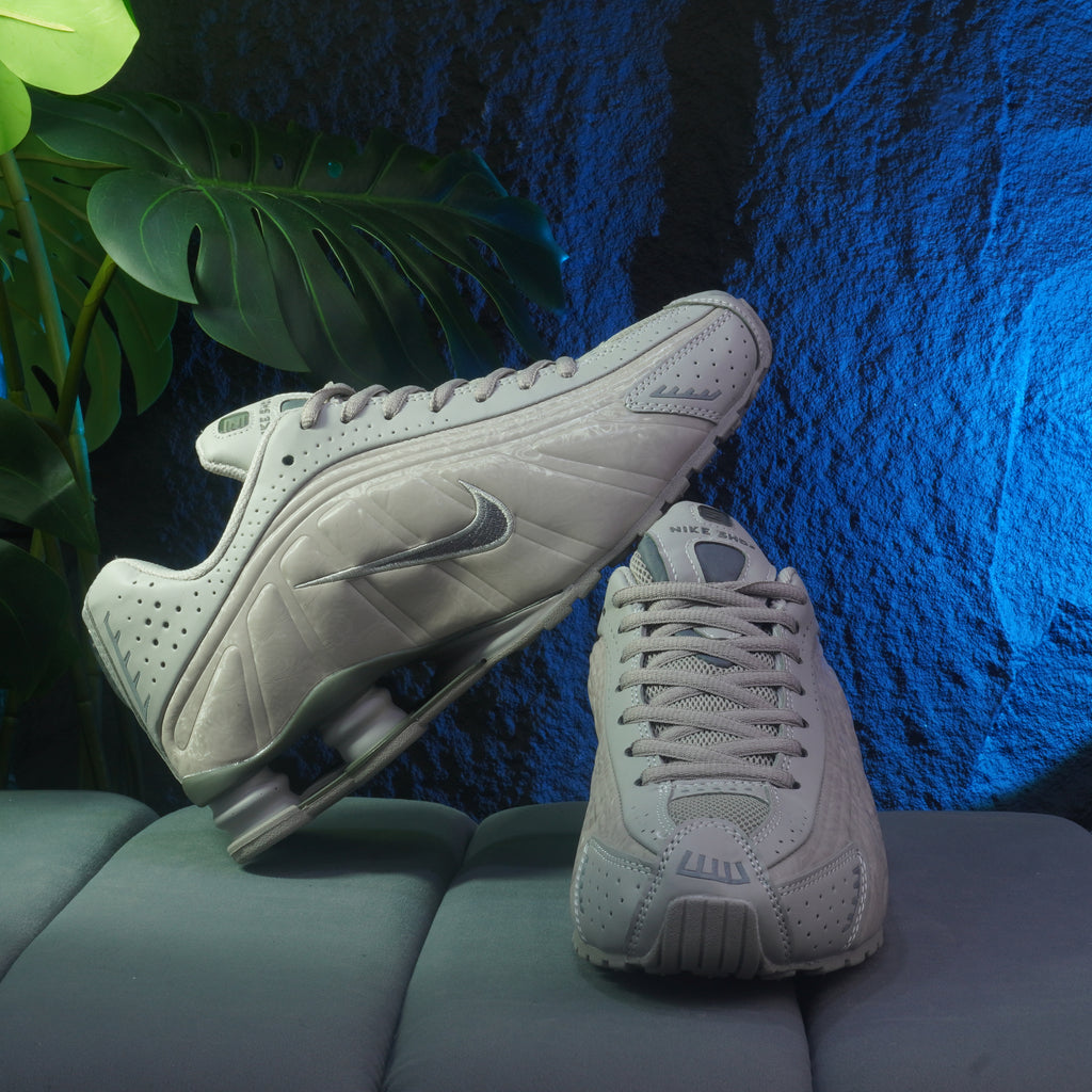 NIKE SHOX R4 CABALLERO BEIGE