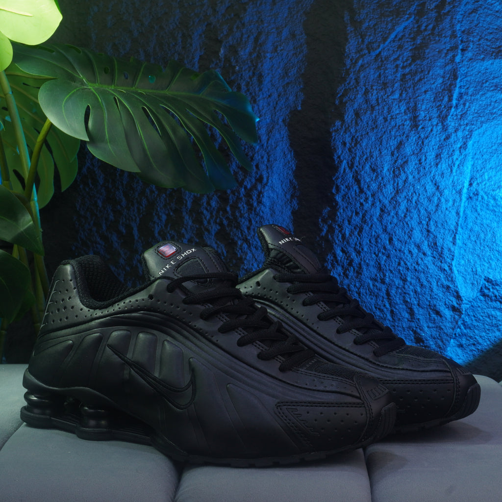 NIKE SHOX R4 CABALLERO NEGRO
