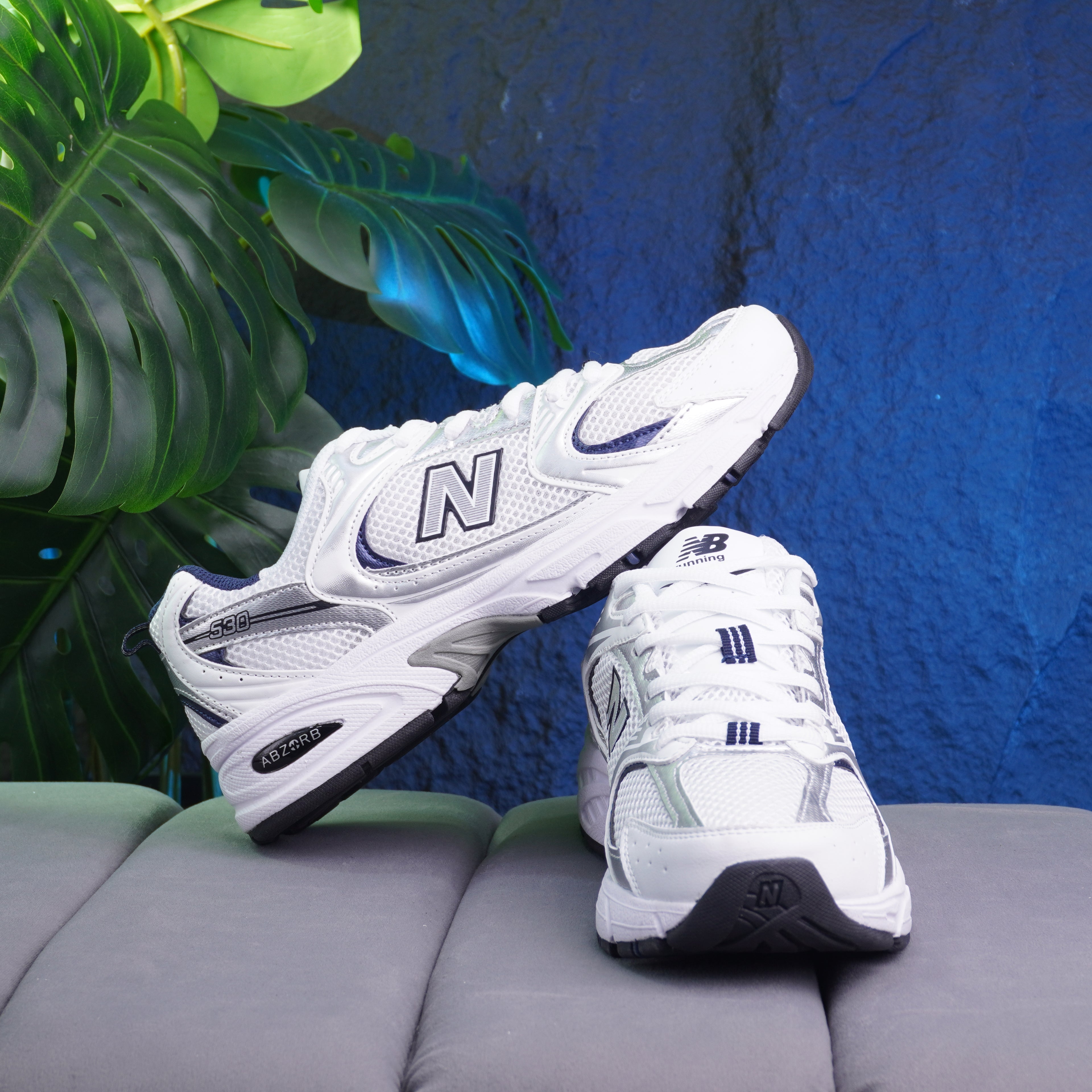 NEW BALANCE 530 DAMA BLANCO AZUL