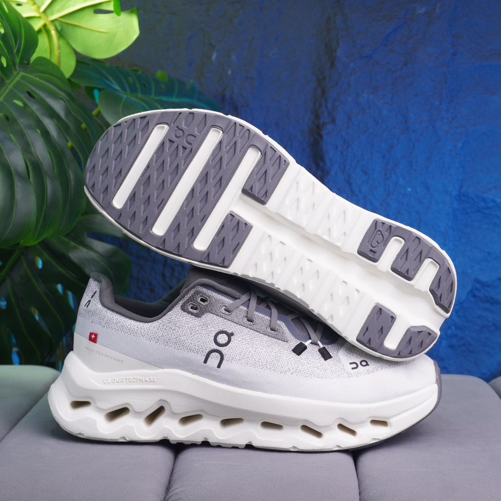ON CLOUD TILT CABALLERO BLANCO GRIS