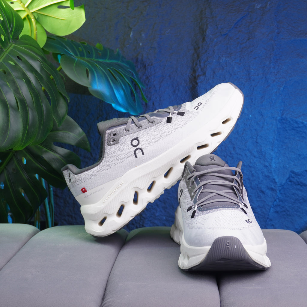 ON CLOUD TILT CABALLERO BLANCO GRIS