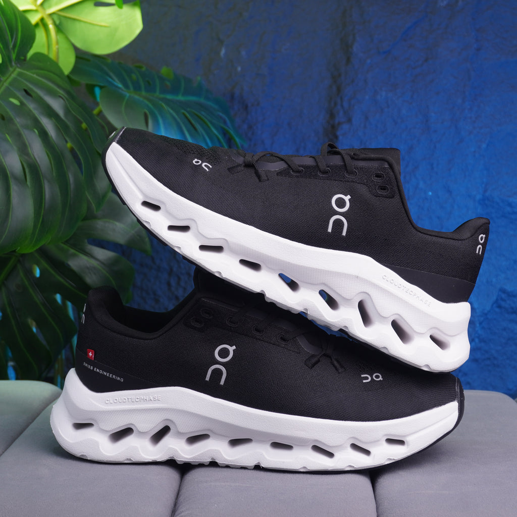 ON CLOUD TILT CABALLERO NEGRO BLANCO