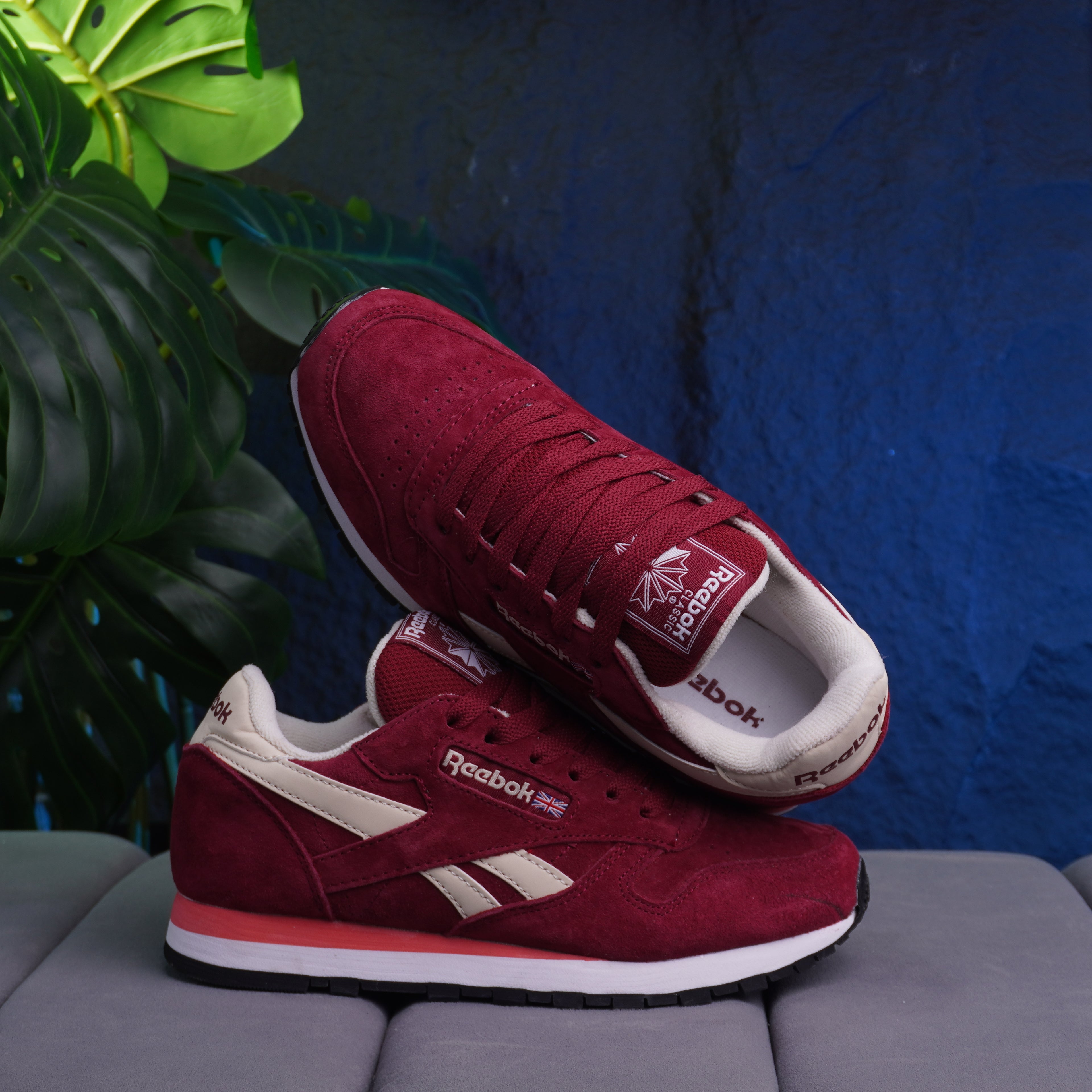 REEBOK CLASSIC LEATHER DAMA BEIGE ROJO